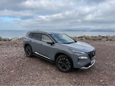 2025 Nissan X-Trail Leather Side Steps SVE Hybrid €51,995 thumbnail