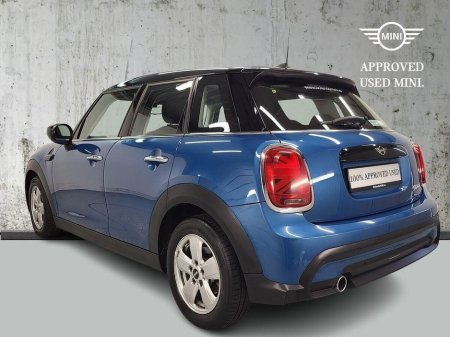 2023 MINI Hatch 5-Door Cooper Classic €25,475