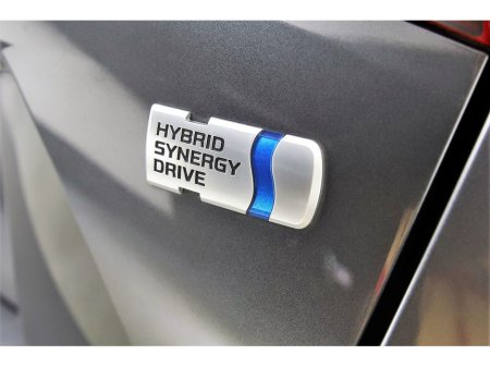 2021 Toyota Prius 1.8 HYBRID *CARPLAY*ANDROID AUTO*REVERSE CAM* €22,890 thumbnail