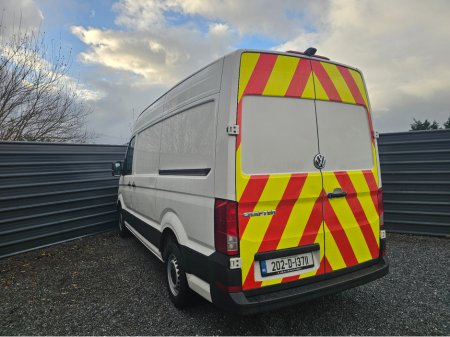 2020 Volkswagen Crafter 35 MWB 140HP MANUAL 6SPEED FWD 5DR €22,133