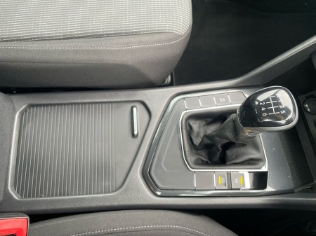 2021 Volkswagen Tiguan 2.0 TDI 122HP €24,975 thumbnail