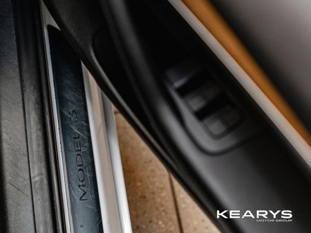 2021 Tesla Model 3 RWD €23,890 thumbnail