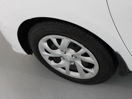 2018 Hyundai i10 Classic 4DR €8,950 thumbnail