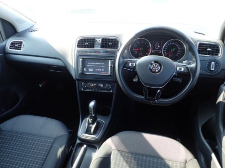 2017 Volkswagen Polo TSI Comfortline Meister €13,950