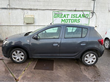 2017 Dacia Sandero 1.0 75 ALTERNATIVE €7,400
