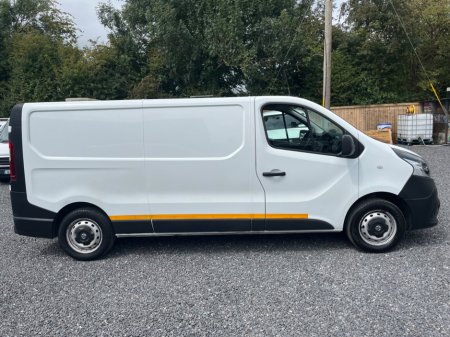 2020 Nissan NV300  €11,950