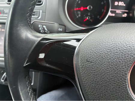 2016 Volkswagen Polo 1.2i TSI Petrol Automatic Comfortline €13,750 thumbnail