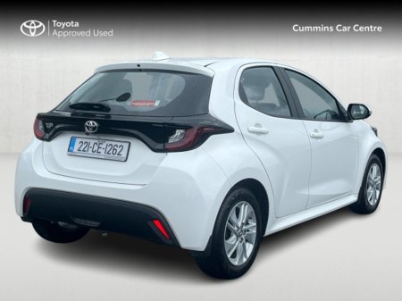 2022 Toyota Yaris 1.0 LUNA 5DR H/B €18,800