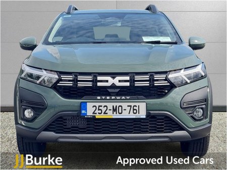 2025 Dacia Sandero Stepway Expression TCe 100 ECO-G (LPG) €21,750