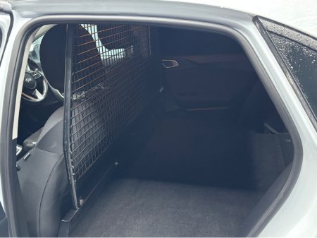 2021 Kia Ceed 1.6 K2 COMMERCIAL 5DR €11,950