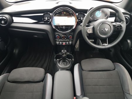 2023 MINI Hatch Cooper Sport Auto €31,995