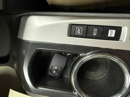 2013 Toyota Prius  €12,490 thumbnail