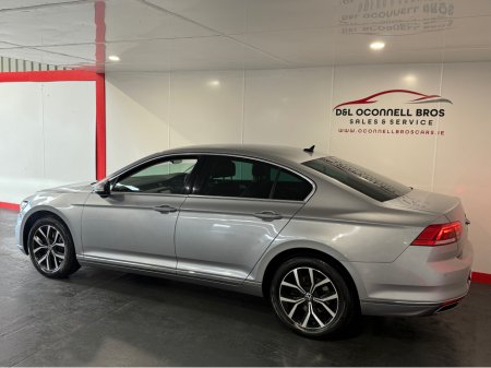 2021 Volkswagen Passat ELEGANCE 2.0 TDI MANUAL 6SPEED FWD 150 4DR €26,950 thumbnail
