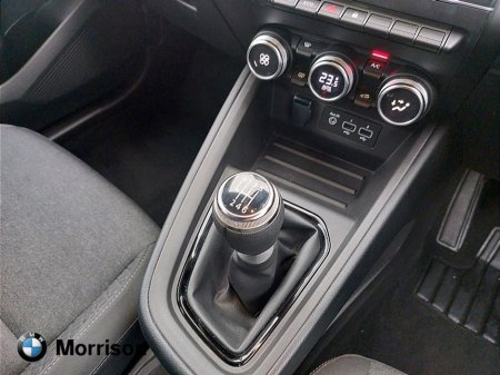 2023 Renault Clio TCe 90 DFull Evolution €16,995 thumbnail