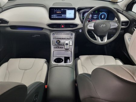 2023 Hyundai Santa Fe 1.6 PHEV 4WD Executive Plus Auto €48,975