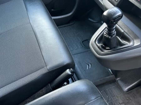 2021 Opel Vivaro L2H1 2900 1.5 5DR €11,950 thumbnail