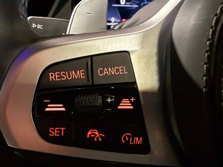 2022 BMW X5 xDrive45e M Sport €52,900 thumbnail