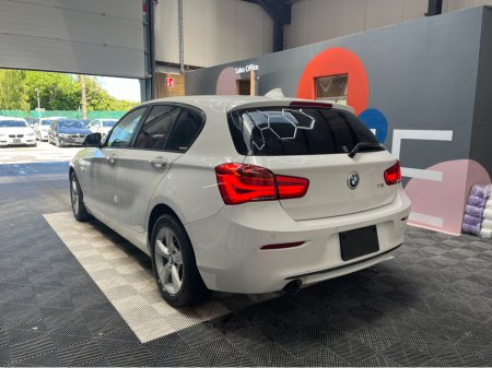 2017 BMW 1 Series BMW 1 SERIES AUTOMATIC 118I / 35k KMS / HEATED SEATS , REVERSE CAMERA & MORE €19,950
