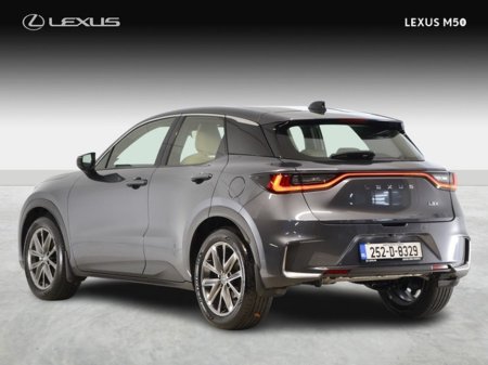 2025 Lexus LBX Elegant €39,950