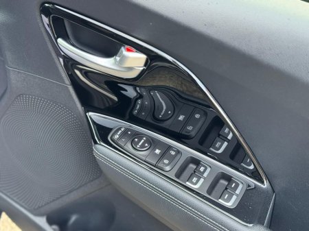 2019 Kia Niro TOP SPEC NCT 09/27 €15,950 thumbnail