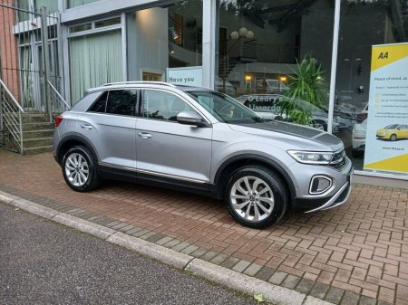 2022 Volkswagen T-Roc 1.0 TSI 110HP Style Plus. Sunroof.
