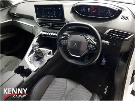 2022 Peugeot 3008 FL ALLURE 1.5 BLUE HDI 13 130 6.2 €26,990