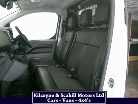 2021 Toyota Proace 2.0 120HP GX LWB 4DR €19,750 thumbnail