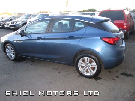 2017 Opel Astra DESIGN 2017 1.4 Petrol  Manual €8,950