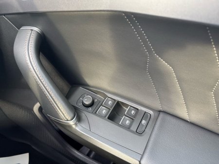 2023 Cupra Formentor e-Hybrid 204hp DSG €32,975 thumbnail