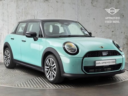2025 MINI Hatch Cooper C 5 Door
