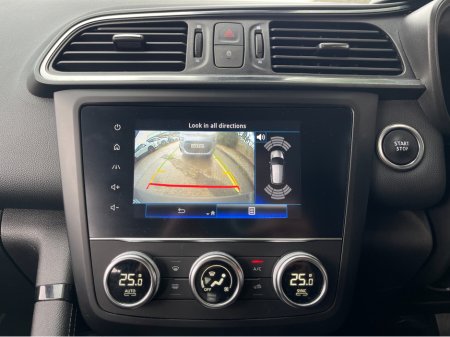 2022 Renault Kadjar EQUILIBRE TCE 140 - * Automatic, Reverse Camera, Sat Nav* €18,900 thumbnail