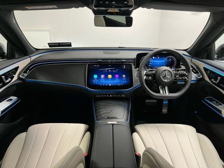2026 Mercedes-Benz E Class 300de AMG - 20 Inch Alloys - Reversing Camera - Ambient Lighting - Sat Nav - Climate Control - Electric Heated Memory Seats - Keyless Start - Apple CarPlay/Android Auto €91,406