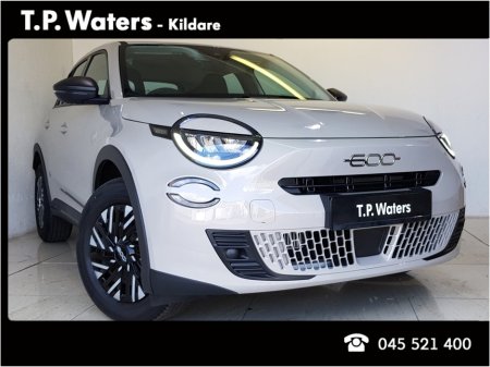 2025 Fiat 600 1.2 HYBRID - AUTOMATIC - 3 YEAR WARRANTY €28,495