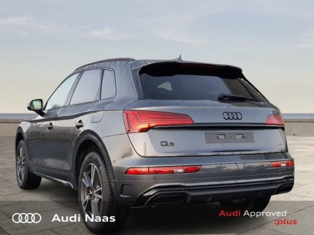 2026 Audi Q5 55 TFSI E Quattro Competition €77,700