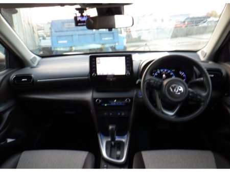 2021 Toyota Yaris Cross 1.5 Hybrid CVT Luna Sport €26,500 thumbnail