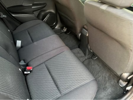 2019 Honda Fit 1.5i Petrol Hybrid Automatic S Model €16,750 thumbnail