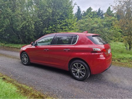 2015 Peugeot 308 1.2 5DR AUTO LOW KMS €11,899