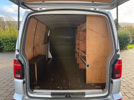 2021 Volkswagen Transporter Highline T6.1 4Motion DSG 204BHP €29,250 thumbnail