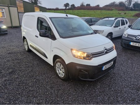 2020 Citroen Berlingo K9 LX 1.5 BLUEHDI 75 650KG M 3 €11,070 thumbnail