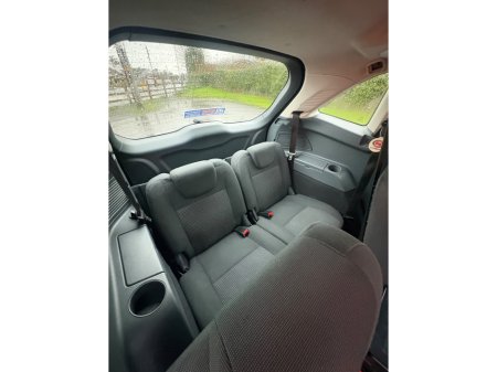 2013 Ford Grand C-Max 1.6 TDCI 95PS ACTIV €4,950 thumbnail