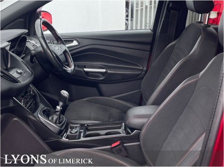 2019 Ford Kuga 1.5TDCi 120PS FWD ST-Line + Sunroof €17,900