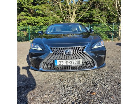 2023 Lexus ES 300 H ES300h Dynamic €43,950 thumbnail