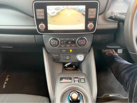 2022 Nissan Leaf ACENTA 40KWH 148BHP 5DR AUTO FULLY ELECTRIC €13,950 thumbnail
