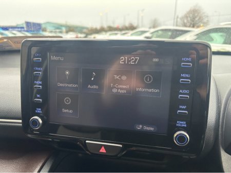 2021 Toyota Yaris Cross Z HYBRID AUTOMATIC 1.5 PETROL //MASSIVE SPEC//HALF LEATHER HEATED SEATS//KEYLESS ENTRY//360 PARKING CAMERAS// €23,950 thumbnail