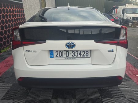2020 Toyota Prius DAA-ZVW51 5DR AUTO €19,950 thumbnail