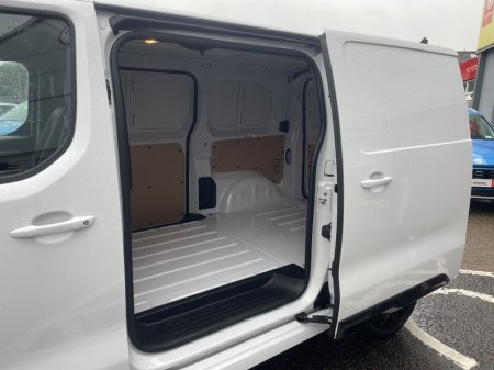 2026 Opel Vivaro VIVARO GS AUTO 180BHP thumbnail