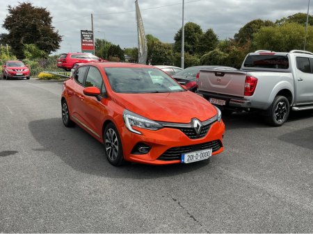 2020 Renault Clio ICONIC BLUE DCI €13,995