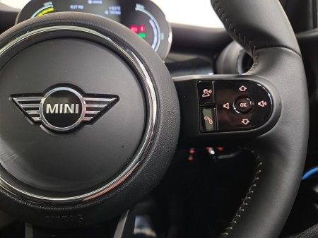 2022 MINI Hatch Electric Level 3 €22,950 thumbnail