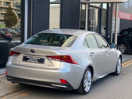 2019 Lexus IS 300 h Executive Edition Hybrid Auto €24,900 thumbnail
