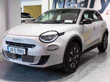 2025 Fiat 600 1.2 HYBRID EDCT 100HP €26,950